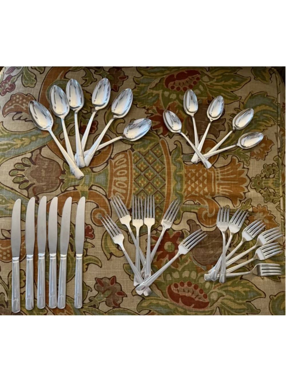 Vintage 1939 International Silver Embassy Bouquet Silverplate Flatware Set 30 Pc